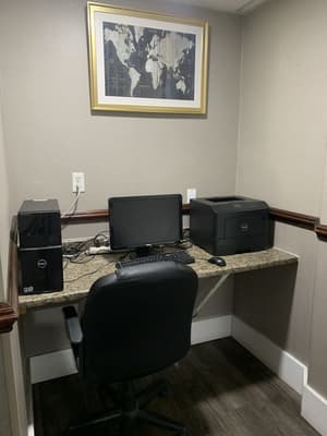 thumbnail: Business center