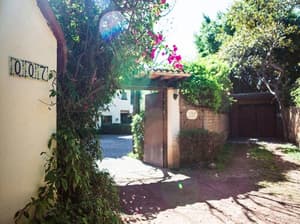 thumbnail: Property entrance