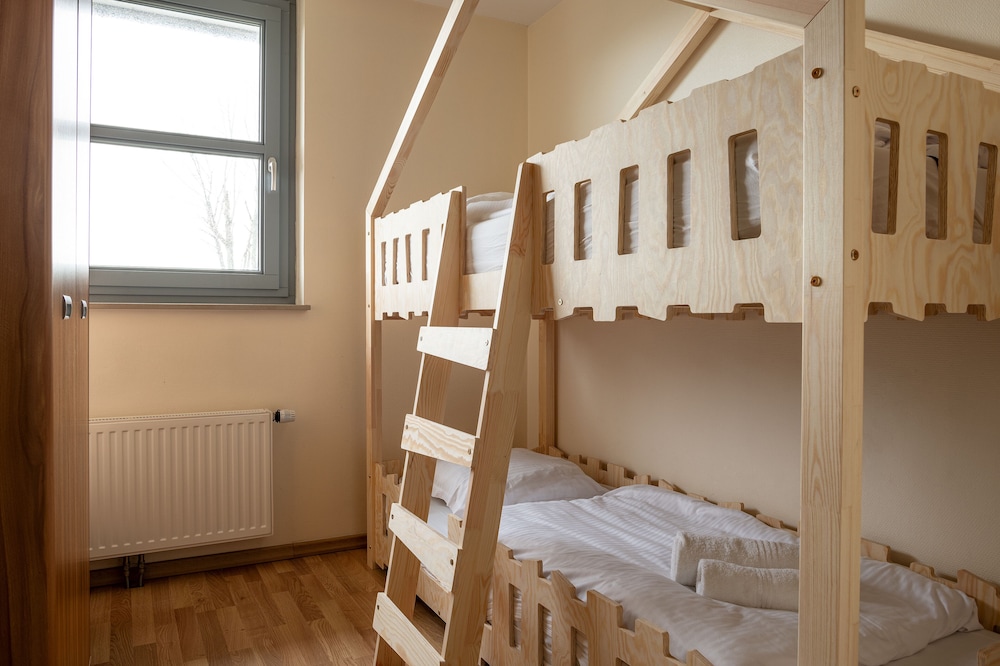 Children's theme room