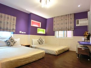thumbnail: Room