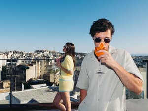 thumbnail: Bar (on property)