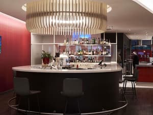 thumbnail: Bar (on property)