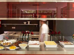 thumbnail: Restaurant