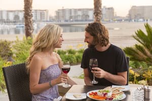 thumbnail: Outdoor dining