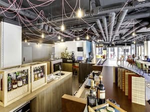 thumbnail: Bar (on property)