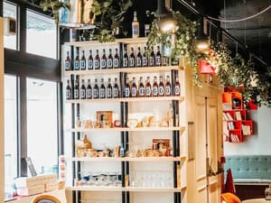 thumbnail: Bar (on property)