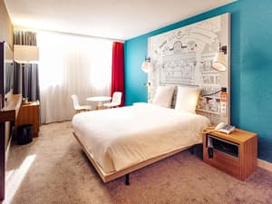 thumbnail: Room