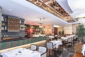 thumbnail: Restaurant