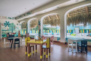 thumbnail: Lobby sitting area