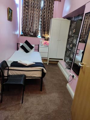 thumbnail: Room