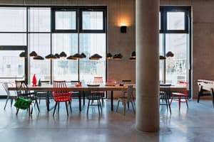 thumbnail: Restaurant