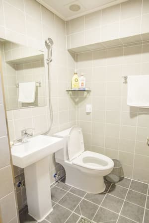 thumbnail: Bathroom