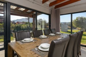 thumbnail: In-room dining