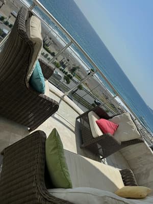 thumbnail: Balcony view