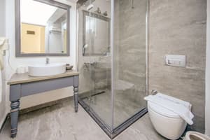 thumbnail: Bathroom