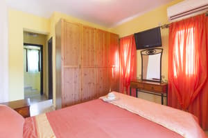 thumbnail: Rooms