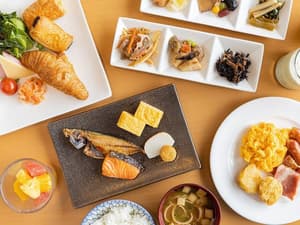 thumbnail: Breakfast buffet