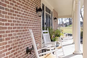 thumbnail: Exterior