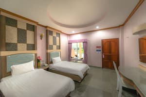thumbnail: Room