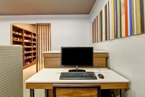 thumbnail: Business center