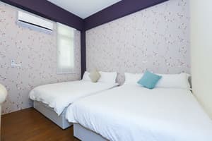 thumbnail: Interior