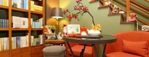 thumbnail: Interior entrance
