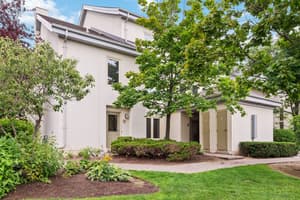 thumbnail: Surroundings