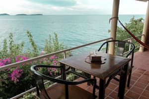 thumbnail: Balcony