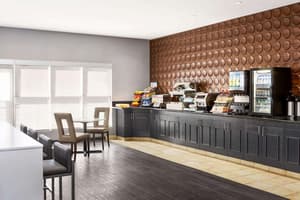 thumbnail: Breakfast area