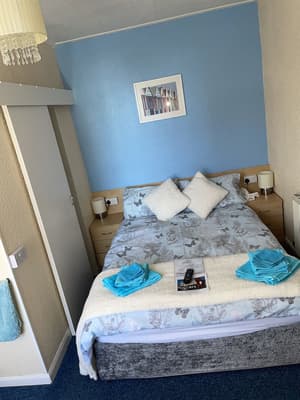 thumbnail: Room