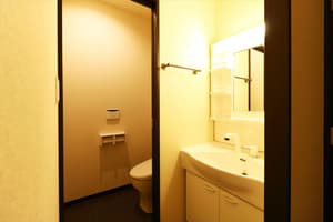 thumbnail: Bathroom