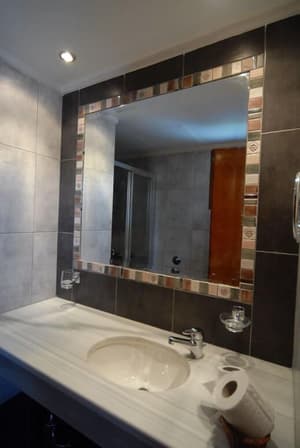 thumbnail: Bathroom sink