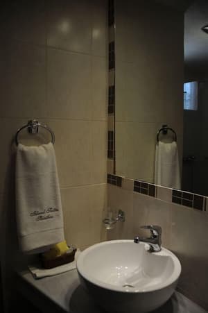 thumbnail: Bathroom sink