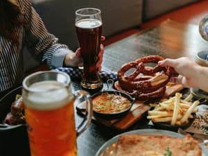 thumbnail: Bar (on property)