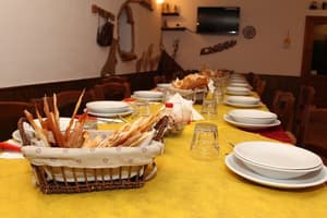 thumbnail: Restaurant