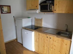 thumbnail: Private kitchenette