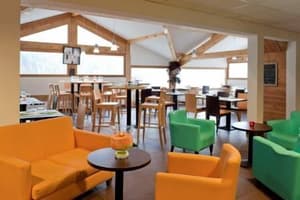 thumbnail: Restaurant