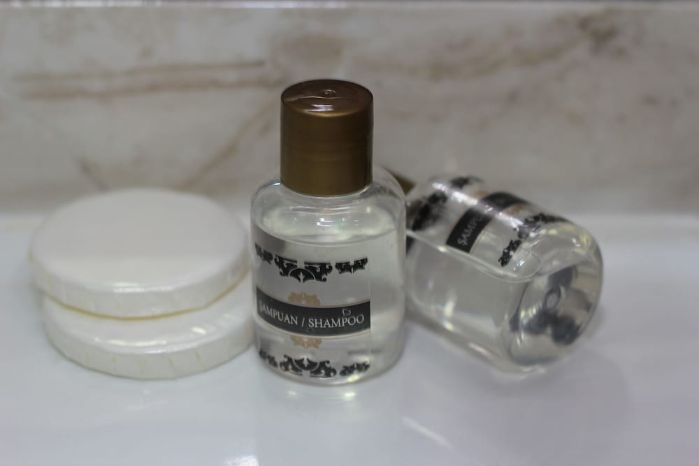 Bathroom amenities