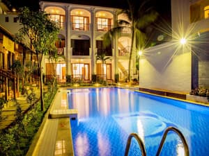 thumbnail: Hotel