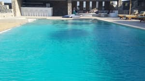 thumbnail: Outdoor pool