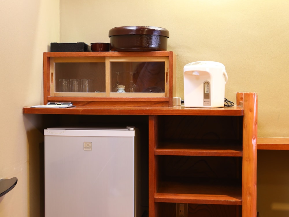 Mini-refrigerator