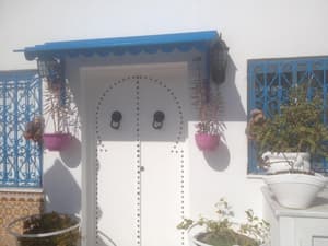 thumbnail: Exterior