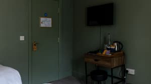 thumbnail: Room
