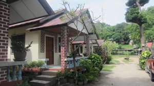 thumbnail: Exterior