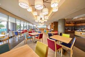 thumbnail: Restaurant