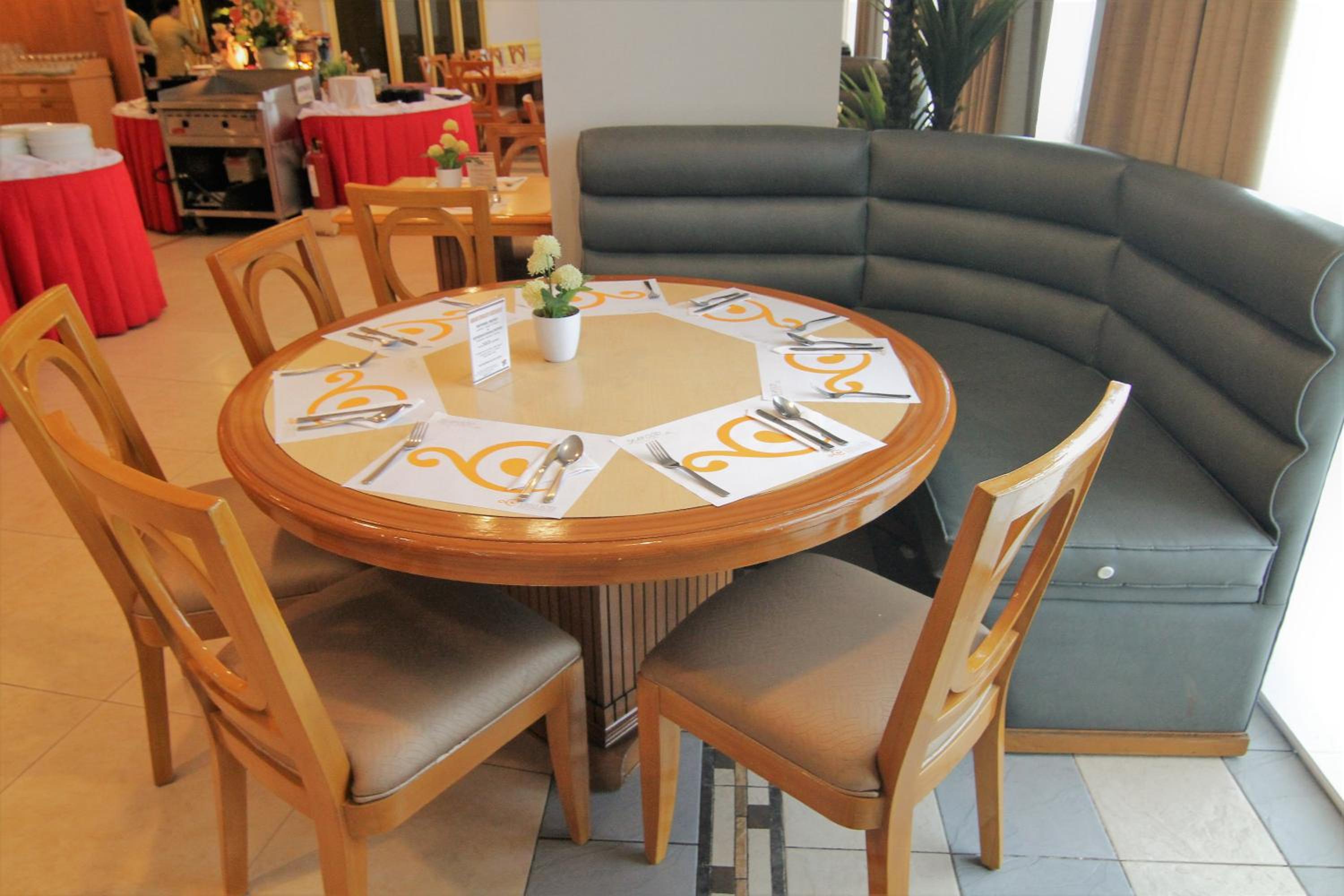 Restaurant-cafeteria