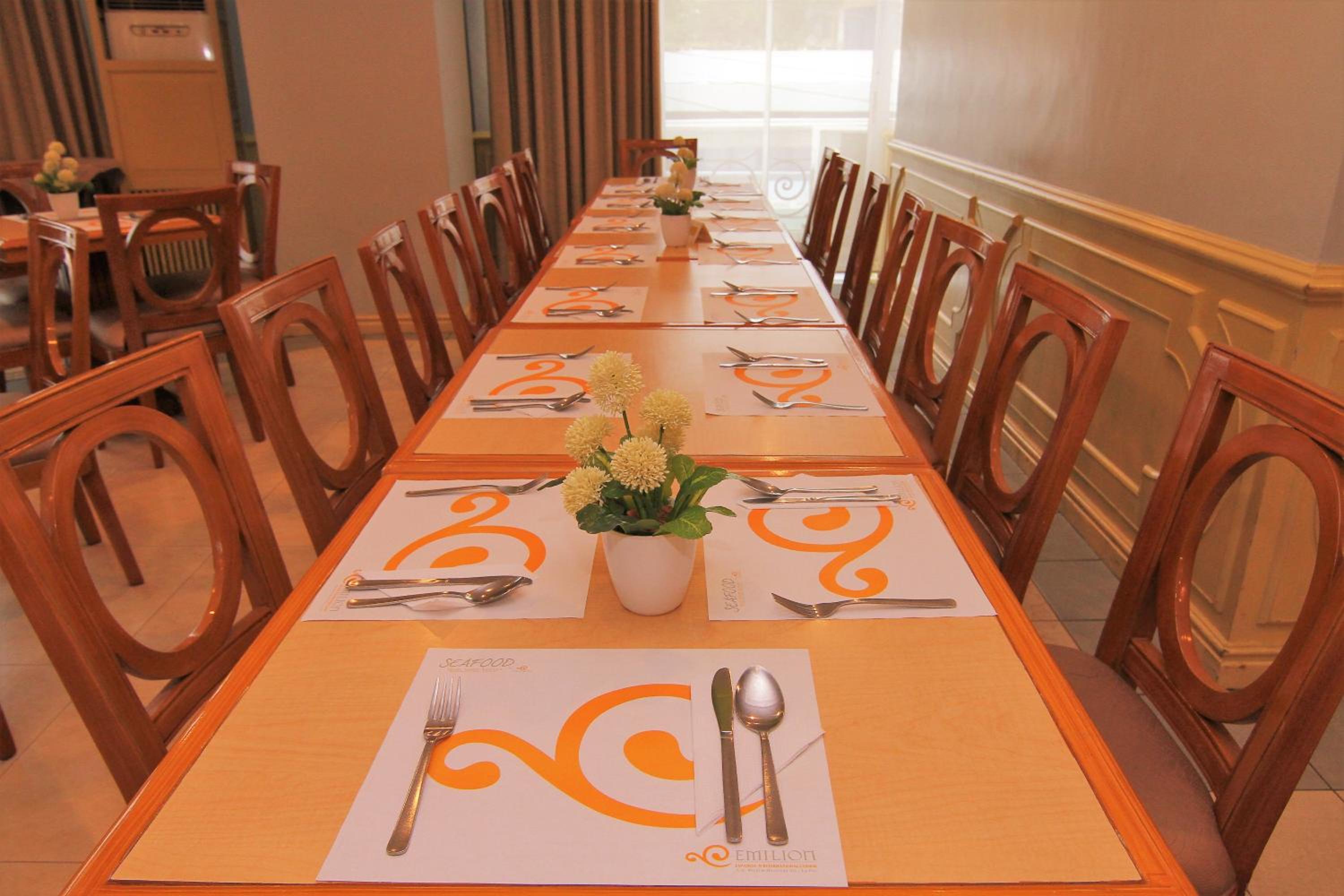 Restaurant-cafeteria