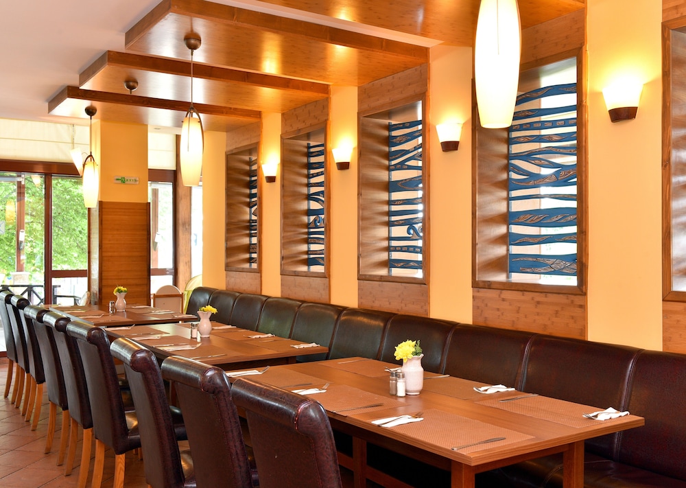 Restaurant-cafeteria