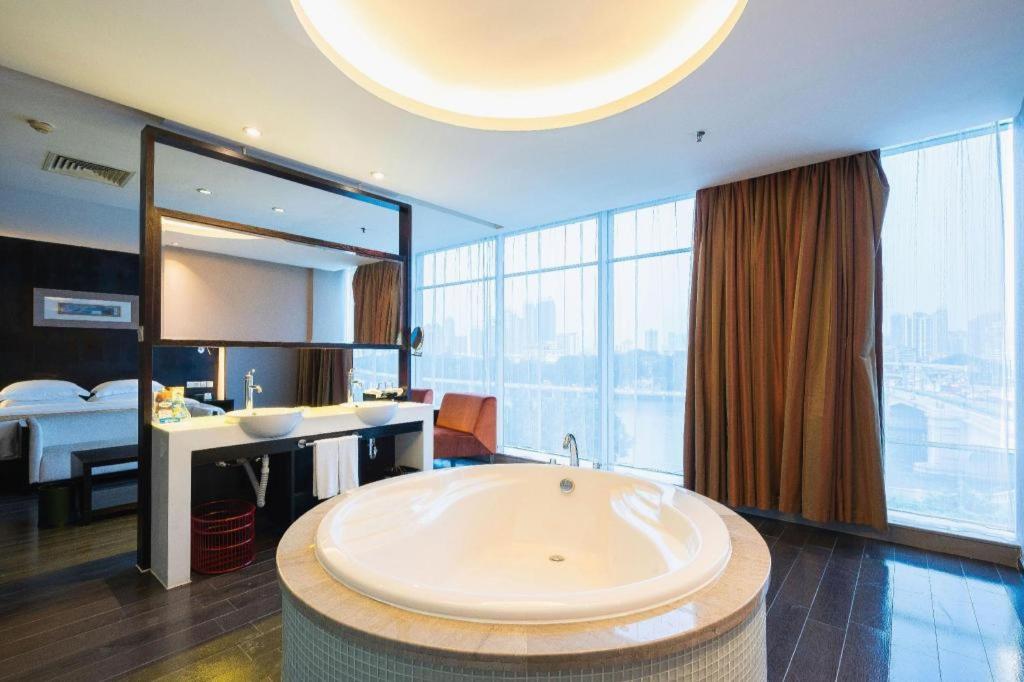 Restaurant-cafeteria