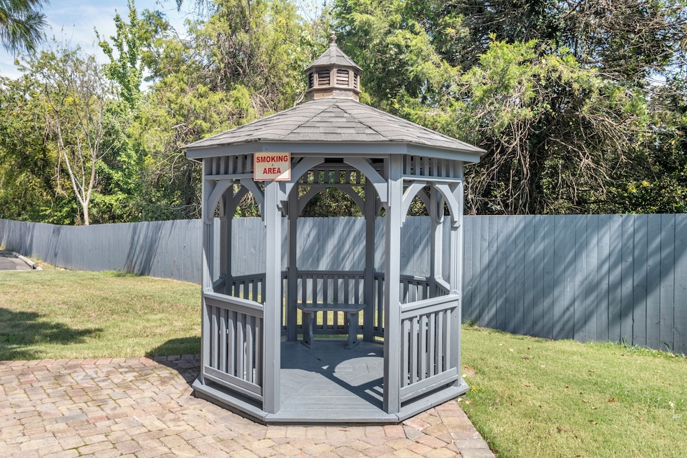 Gazebo